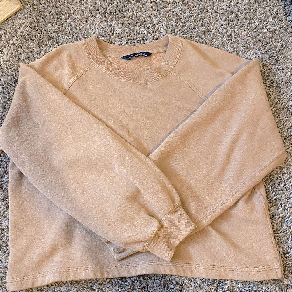 Abercrombie & Fitch essential mini Sunday cutoff crew